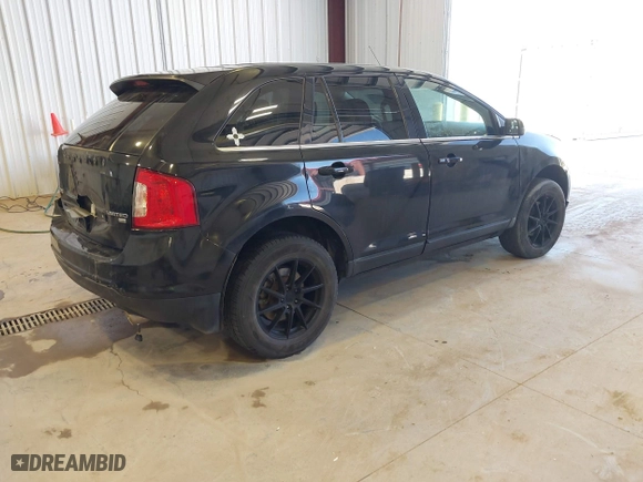 2014 Ford Edge Limited with VIN 2FMDK4KC8EBA38314, listed as a IAAI auction lot 42033850 with 132,756 mi miles. Bid and sale history available at carsss.com. Image 4.