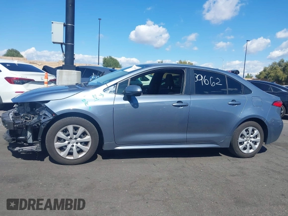 2023 Toyota Corolla LE z VIN JTDB4MEE4P3005736, wystawiony jako IAAI lot #41739662 z przebiegiem 28 257 mil mil oraz . Historia ofert i sprzedaży dostępna na DreamBid. Obrazek 15.
