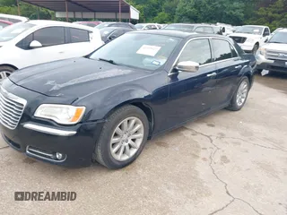 2012 Chrysler 300 C z VIN 2C3CCAET9CH279806, wystawiony jako IAAI lot #42385827 z przebiegiem 148 708 mil mil oraz . Historia ofert i sprzedaży dostępna na DreamBid. Obrazek 2.