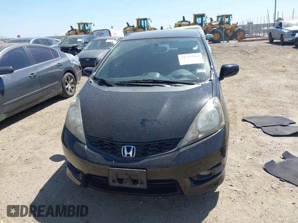 2013 Honda Fit Sport with VIN JHMGE8H57DC049293, listed as a IAAI auction lot 41757899 with 113,963 mi miles. Bid and sale history available at carsss.com. Image 12.