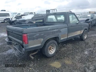 1989 Ford Ranger XLT with VIN 1FTCR10A0KUC46401, listed as a IAAI auction lot 41605043 with 44,394 mi miles. Bid and sale history available at carsss.com. Image 4.