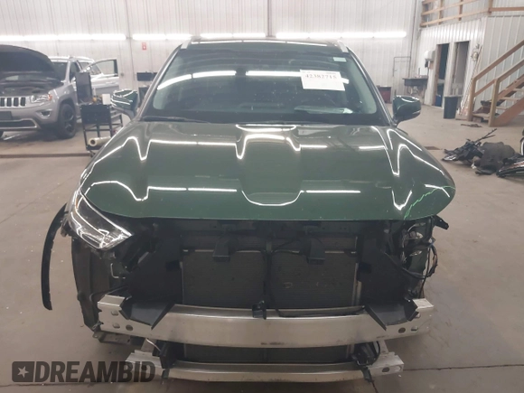 2024 Toyota Highlander LE with VIN 5TDKDRBH5RS539941, listed as a IAAI auction lot 42382715 with 19,188 mi miles and . Bid and sale history available at DreamBid. Image 13.