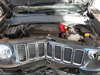 2019 Jeep Renegade Sport with VIN ZACNJBAB9KPJ95900, listed as a IAAI auction lot 41018209 with 70,511 mi miles. Bid and sale history available at carsss.com. Image 10.