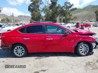 2018 Nissan Sentra SV z VIN 3N1AB7AP9JL636877, wystawiony jako IAAI lot #41940087 z przebiegiem 49 979 mil mil oraz . Historia ofert i sprzedaży dostępna na DreamBid. Obrazek 14.