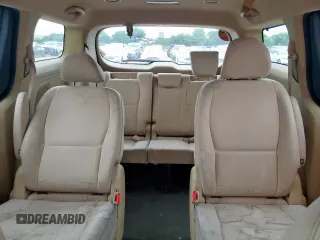 2018 Kia Sedona LX with VIN KNDMB5C12J6379188, listed as a Copart auction lot 55033455 with 118,077 mi miles and Salvage Title. Bid and sale history available at DreamBid. Image 10.