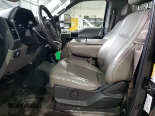 2017 Ford Super Duty F-250 SRW XLT with VIN 1FTBF2B69HEE74192, listed as a Copart auction lot 84031904 with 133,743 mi miles and Salvage Title. Bid and sale history available at carsss.com. Image 7.