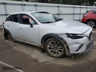 2018 Mazda CX-3 Grand Touring with VIN JM1DKFD76J0304909, listed as a Copart auction lot 86043134 with 67,764 mi miles and Salvage Title. Bid and sale history available at carsss.com. Image 4.
