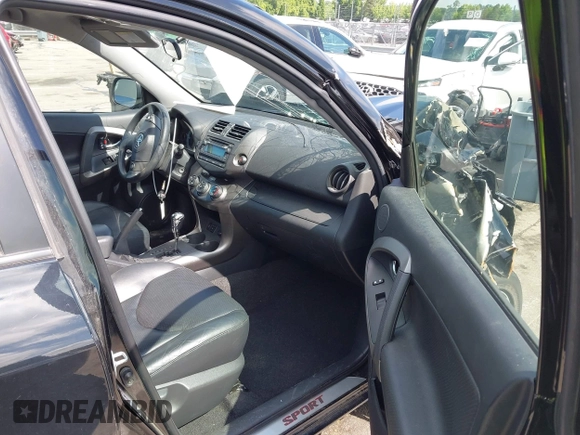 2012 Toyota RAV4 Sport с VIN JTMRK4DV2C5106651, выставлен на аукционе IAAI как лот 42175243 с пробегом 96 326 миль миль и . История ставок и продаж доступна на DreamBid. Изображение 5.