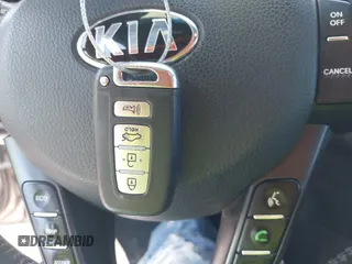 2013 Kia Optima SX с VIN 5XXGR4A69DG240506, выставлен на аукционе IAAI как лот 42299904 с пробегом 235 357 миль миль и . История ставок и продаж доступна на DreamBid. Изображение 11.