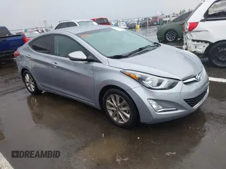 2015 Hyundai Elantra SE z VIN 5NPDH4AE7FH616818, wystawiony jako IAAI lot #41784684 z przebiegiem 107 377 mil mil oraz . Historia ofert i sprzedaży dostępna na DreamBid. Obrazek 1.