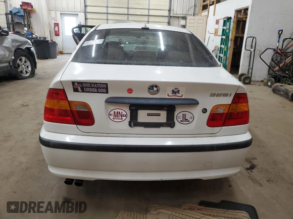 2005 BMW 3 Series 325i with VIN WBAET37475NJ86179, listed as a Copart auction lot 53524705 with 171,520 mi miles and Clean Title. Bid and sale history available at carsss.com. Image 6.