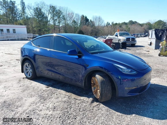 2023 Tesla Model Y Long Range with VIN 7SAYGDEE0PA114568, listed as a IAAI auction lot 41600762 with 12,772 mi miles. Bid and sale history available at carsss.com. Image 1.