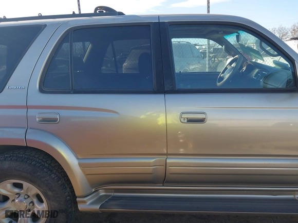 2001 Toyota 4Runner Limited with VIN JT3HN87R119045716, listed as a IAAI auction lot 41681981 with 256,136 mi miles. Bid and sale history available at carsss.com. Image 13.