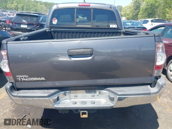 2014 Toyota Tacoma with VIN 5TFLU4EN6EX094364, listed as a IAAI auction lot 42044949 with Not Provided miles and . Bid and sale history available at DreamBid. Image 16.