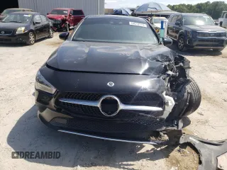 2021 Mercedes-Benz CLA 250 z VIN W1K5J4HB5MN187394, wystawiony jako Copart lot #54610715 z przebiegiem 39 570 mil mil oraz Szkody całkowita. Historia ofert i sprzedaży dostępna na DreamBid. Obrazek 5.