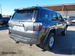 2022 Toyota 4Runner SR5 Premium with VIN JTENU5JR3N5999286, listed as a IAAI auction lot 40907443 with 53,960 mi miles. Bid and sale history available at carsss.com. Image 4.