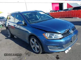 2015 Volkswagen Golf SportWagen TDI SE with VIN 3VWCA7AUXFM516566, listed as a IAAI auction lot 41437667 with 140,554 mi miles. Bid and sale history available at carsss.com. Image 1.