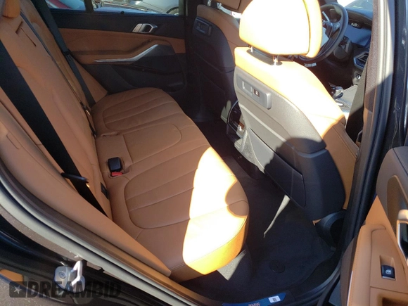 2022 BMW X5 xDrive40i with VIN 5UXCR6C08N9L71412, listed as a Copart auction lot 71472332 with 8,977 mi miles and . Bid and sale history available at DreamBid. Image 11.