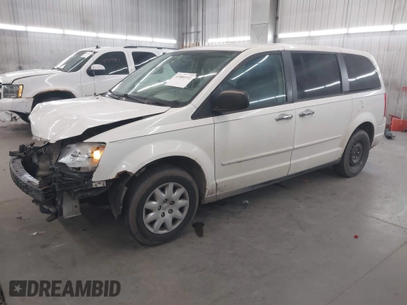 2008 Chrysler Town & Country LX with VIN 2A8HR44H78R671031, listed as a IAAI auction lot 41884932 with 300,502 mi miles. Bid and sale history available at carsss.com. Image 2.