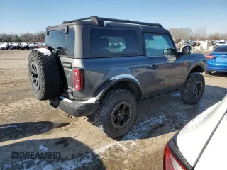 2022 Ford Bronco with VIN 1FMDE5CP1NLB49365, listed as a Copart auction lot 44935985 with 44,270 mi miles and Salvage title. Bid and sale history available at DreamBid. Image 3.