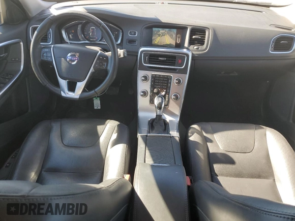 2017 Volvo V60 Premier with VIN YV140MEK8H1371796, listed as a Copart auction lot 80654044 with 85,572 mi miles and Salvage Title. Bid and sale history available at carsss.com. Image 8.