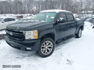 2007 Chevrolet Silverado 1500 LTZ with VIN 2GCEK13M771531683, listed as a IAAI auction lot 41558991 with 999,999 mi miles. Bid and sale history available at carsss.com. Image 17.