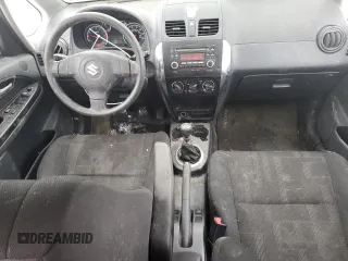 2011 Suzuki SX4 Crossover with VIN JS2YB5A33B6303069, listed as a Copart auction lot 45186665 with 181,248 mi miles and Salvage Title. Bid and sale history available at carsss.com. Image 8.