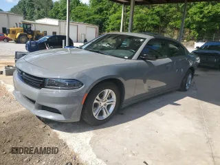 2023 Dodge Charger SXT z VIN 2C3CDXBG1PH666301, wystawiony jako Copart lot #55094435 z przebiegiem 40 623 mil mil oraz Czysty tytuł • Clean title. Historia ofert i sprzedaży dostępna na DreamBid. Obrazek 1.