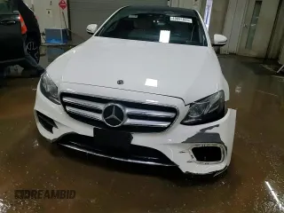 2020 Mercedes-Benz E 350 with VIN WDDZF8EB4LA747622, listed as a Copart auction lot 48091035 with 21,622 mi miles and Salvage Title. Bid and sale history available at DreamBid. Image 13.