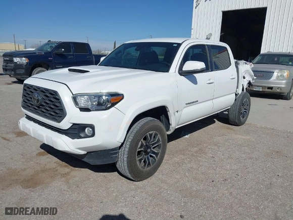 2020 Toyota Tacoma 4WD SR5 with VIN 3TMCZ5AN0LM350742, listed as a IAAI auction lot 41813786 with 84,109 mi miles. Bid and sale history available at carsss.com. Image 2.