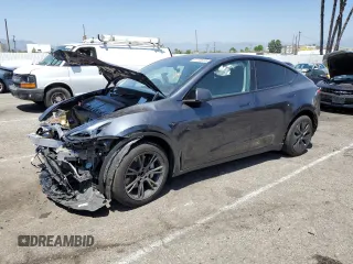 2024 Tesla Model Y с VIN 7SAYGDED5RF177307, выставлен на аукционе Copart как лот 57170315 с пробегом 14 726 миль миль и Списание • Salvage title. История ставок и продаж доступна на DreamBid. Изображение 1.