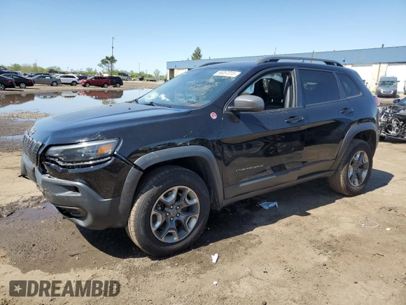 2019 Jeep Cherokee Trailhawk с VIN 1C4PJMBX8KD363445, выставлен на аукционе Copart как лот 56057015 с пробегом 86 188 миль миль и Чистый • Clean title. История ставок и продаж доступна на DreamBid. Изображение 1.