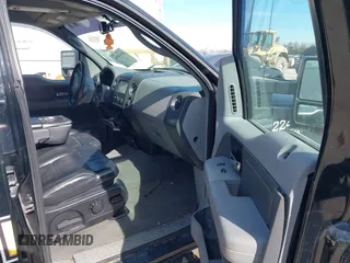 2008 Ford F-150 XLT with VIN 1FTPW14V98FA77600, listed as a IAAI auction lot 41544896 with 231,503 mi miles. Bid and sale history available at carsss.com. Image 5.