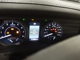 2017 Toyota Sienna XLE с VIN 5TDDZ3DC5HS162874, выставлен на аукционе IAAI как лот 41373496 с пробегом 108 043 миль миль и . История ставок и продаж доступна на DreamBid. Изображение 7.