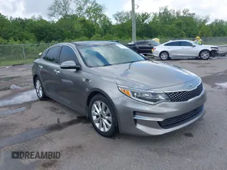 2018 Kia Optima EX with VIN 5XXGU4L36JG253629, listed as a IAAI auction lot 42079946 with 136,575 mi miles and . Bid and sale history available at carsss.com. Image 1.