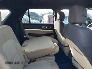 2017 Ford Explorer XLT z VIN 1FM5K8DH1HGD95576, wystawiony jako IAAI lot #41315566 z przebiegiem 142 417 mil mil oraz . Historia ofert i sprzedaży dostępna na DreamBid. Obrazek 8.
