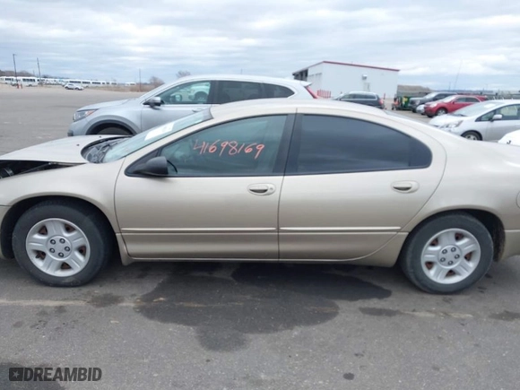 2004 Dodge Intrepid SE with VIN 2B3HD46R64H607124, listed as a IAAI auction lot 41698169 with 117,465 mi miles. Bid and sale history available at carsss.com. Image 14.