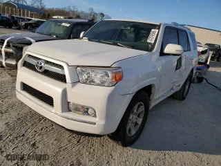 2010 Toyota 4Runner SR5 with VIN JTEZU5JR1A5001647, listed as a Copart auction lot 47076585 with 205,972 mi miles and Clean Title. Bid and sale history available at carsss.com. Image 1.