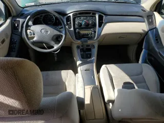 2002 Toyota Highlander with VIN JTEGD21A020022889, listed as a Copart auction lot 61271405 with 197,300 mi miles and Clean title. Bid and sale history available at DreamBid. Image 8.