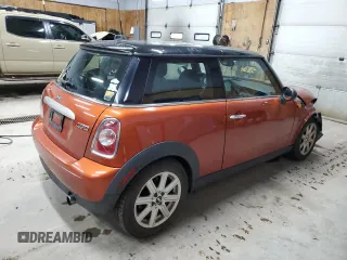 2011 MINI Hardtop with VIN WMWSU3C54BT183715, listed as a Copart auction lot 61479655 with 151,657 mi miles and Clean title. Bid and sale history available at DreamBid. Image 3.