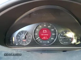 2004 Mercedes-Benz CLK 320 z VIN WDBTK65G04T032160, wystawiony jako Copart lot #80343424 z przebiegiem 104 002 mil mil oraz Tytuł czysty. Historia ofert i sprzedaży dostępna na DreamBid. Obrazek 9.