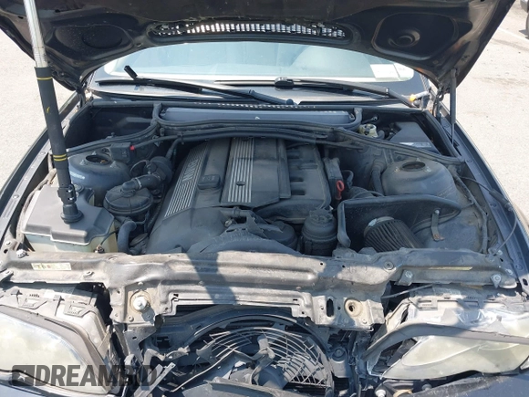 2005 BMW 3 Series 330i с VIN WBAEV53435KM40855, выставлен на аукционе IAAI как лот 42344505 с пробегом 120 060 миль миль и . История ставок и продаж доступна на DreamBid. Изображение 10.