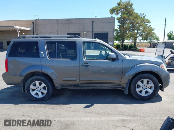 2008 Nissan Pathfinder LE z VIN 5N1AR18U08C661055, wystawiony jako IAAI lot #42792867 z przebiegiem 386 235 mil mil oraz . Historia ofert i sprzedaży dostępna na DreamBid. Obrazek 12.