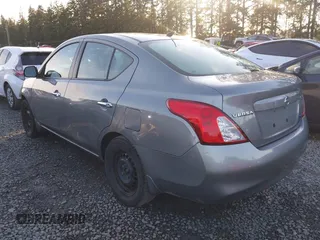2012 Nissan Versa SV with VIN 3N1CN7AP4CL894405, listed as a IAAI auction lot 41424716 with 139,337 mi miles. Bid and sale history available at carsss.com. Image 3.