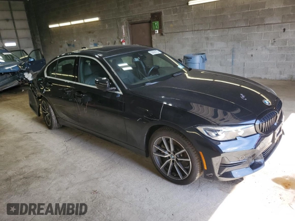 2020 BMW 3 Series 330i xDrive with VIN 3MW5R7J01L8B09304, listed as a Copart auction lot 50698125 with 49,409 mi miles and Salvage Title. Bid and sale history available at carsss.com. Image 4.