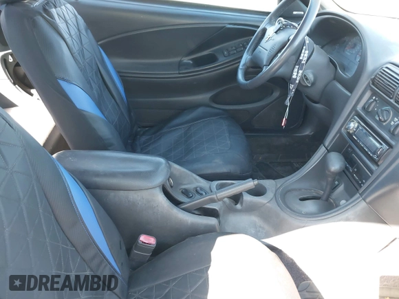 2000 Ford Mustang GT с VIN 1FAFP45X7YF127930, выставлен на аукционе IAAI как лот 41691579 с пробегом 160 428 миль миль и . История ставок и продаж доступна на DreamBid. Изображение 5.