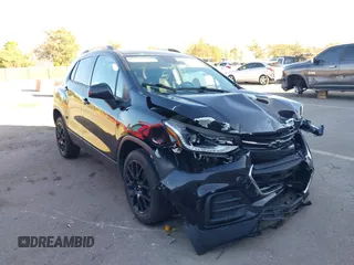 2021 Chevrolet Trax LT with VIN KL7CJPSB9MB342992, listed as a IAAI auction lot 41667044 with 52,289 mi miles. Bid and sale history available at carsss.com. Image 1.
