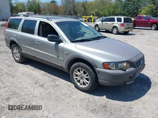 2004 Volvo V70 XC Cross Country с VIN YV1SZ59H641166926, выставлен на аукционе IAAI как лот 42230670 с пробегом 232 728 миль миль и . История ставок и продаж доступна на DreamBid. Изображение 1.