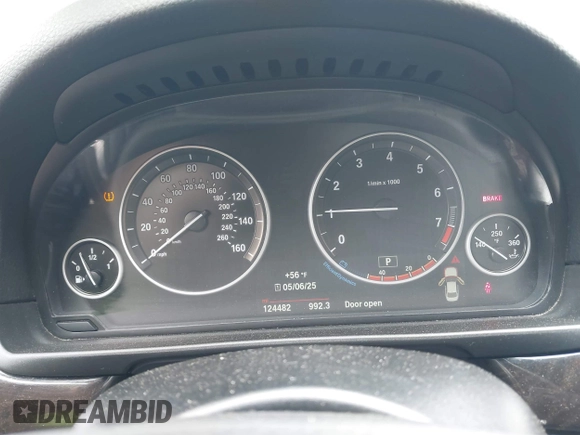 2015 BMW 5 Series 528i xDrive with VIN WBA5A7C59FG142685, listed as a IAAI auction lot 42181388 with 124,482 mi miles and . Bid and sale history available at DreamBid. Image 7.