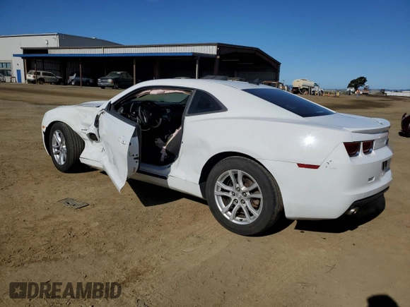 2013 Chevrolet Camaro LS z VIN 2G1FA1E39D9137510, wystawiony jako Copart lot #56770245 z przebiegiem 139 309 mil mil oraz Szkoda całkowita • Salvage title. Historia ofert i sprzedaży dostępna na DreamBid. Obrazek 2.